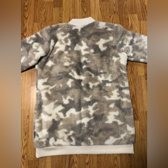 Columbia Camouflage Cream neutral print fuzzy zip up jacket size large - Picture 5 of 6